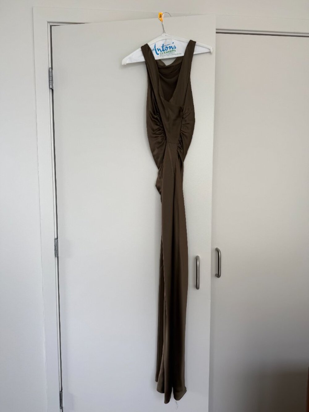 REFORMATION ANAIIS SILK DRESS. Size 4. - Picture 6 of 7